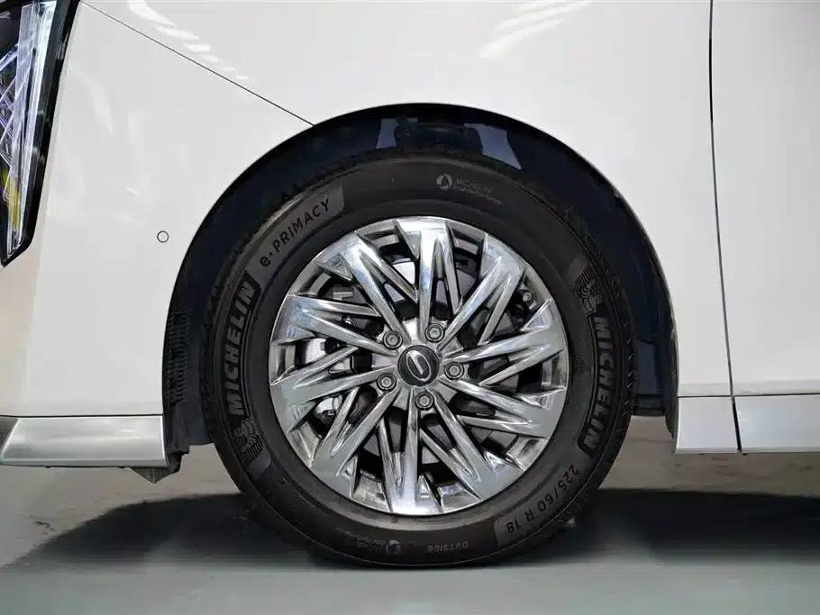 Trumpchi Aspiration M8 2025 Qiankun Series Ultra First Class — миниатюра 9