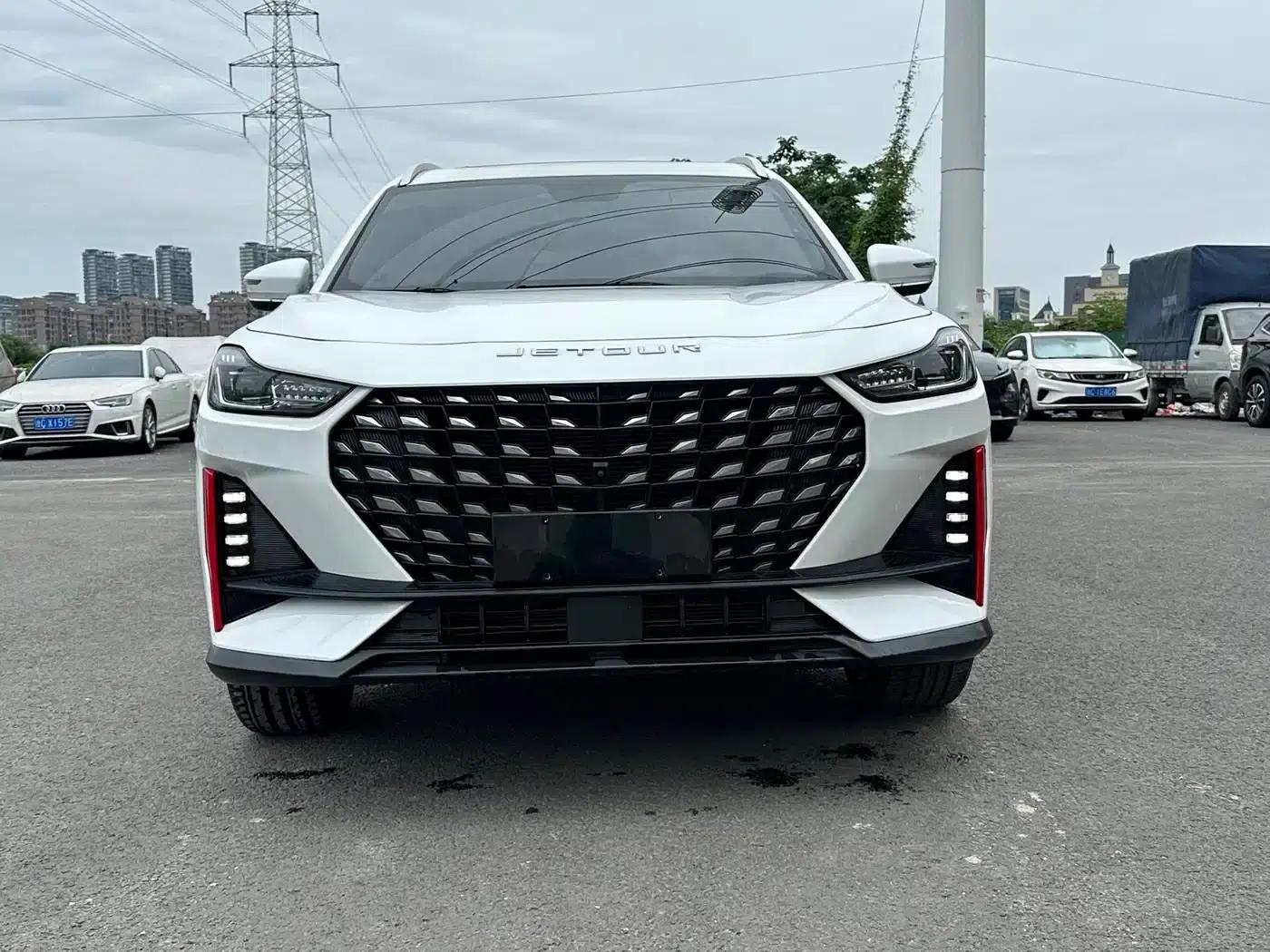 Jetour X70 PRO 2024 1.5T DCT Peanut Edition 5-seater — миниатюра 2