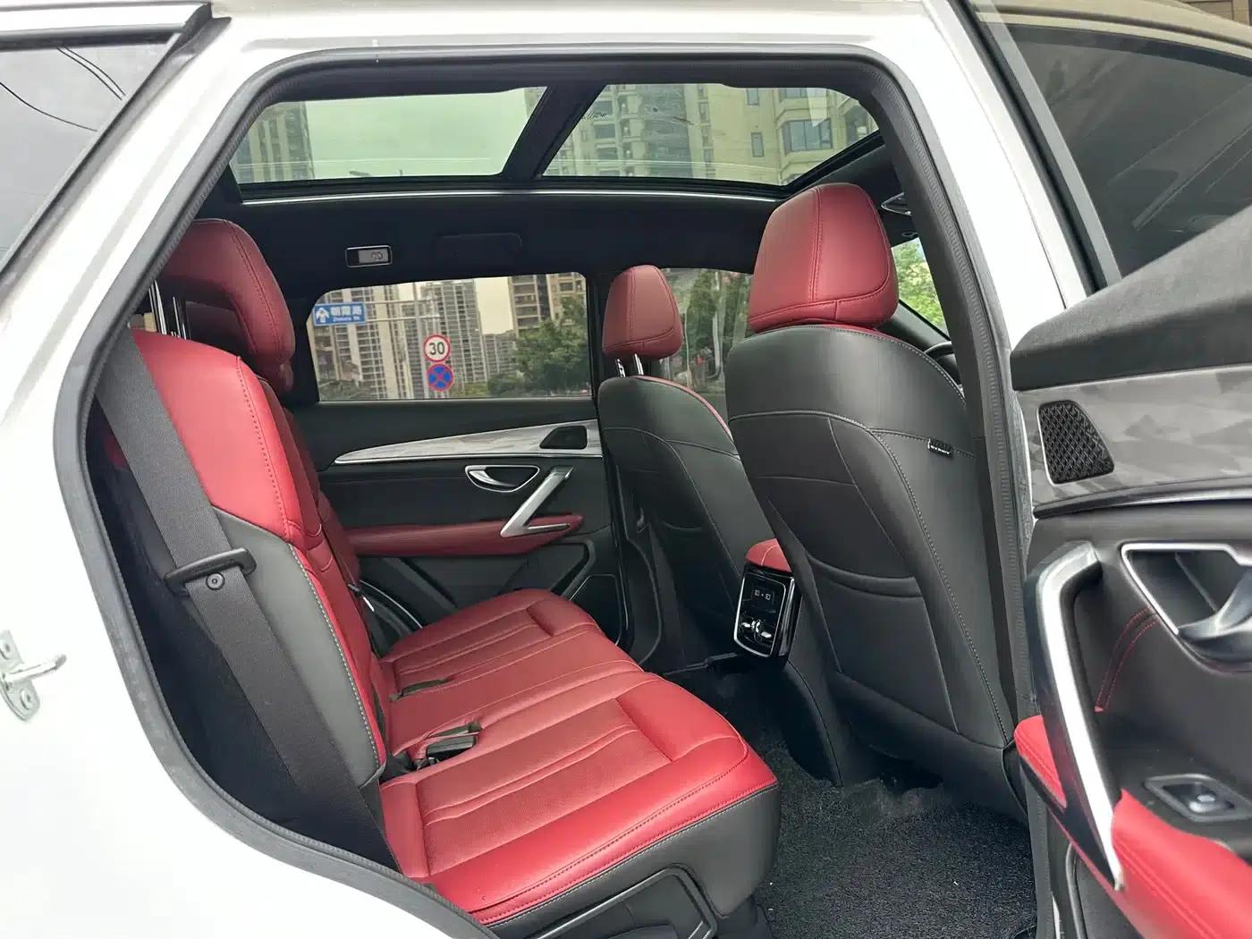 Jetour X70 PRO 2024 1.5T DCT Peanut Edition 5-seater — миниатюра 14