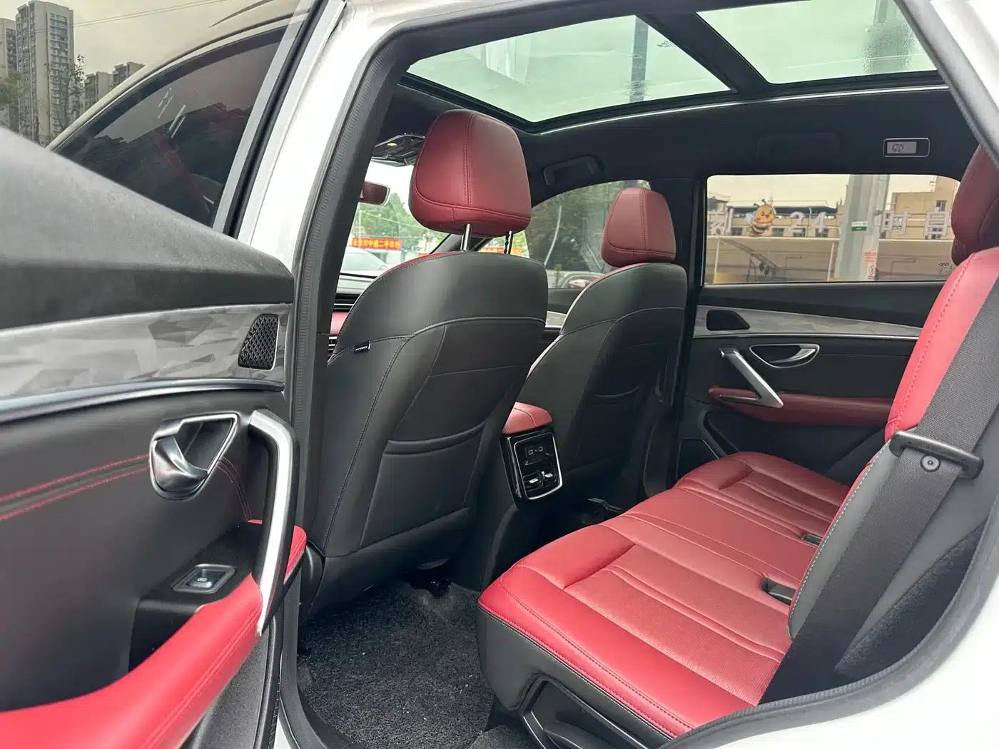 Jetour X70 PRO 2024 1.5T DCT Peanut Edition 5-seater — миниатюра 8