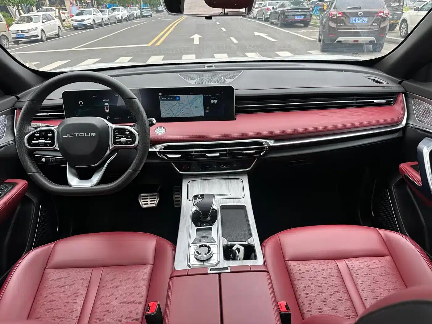 Jetour X70 PRO 2024 1.5T DCT Peanut Edition 5-seater — миниатюра 9