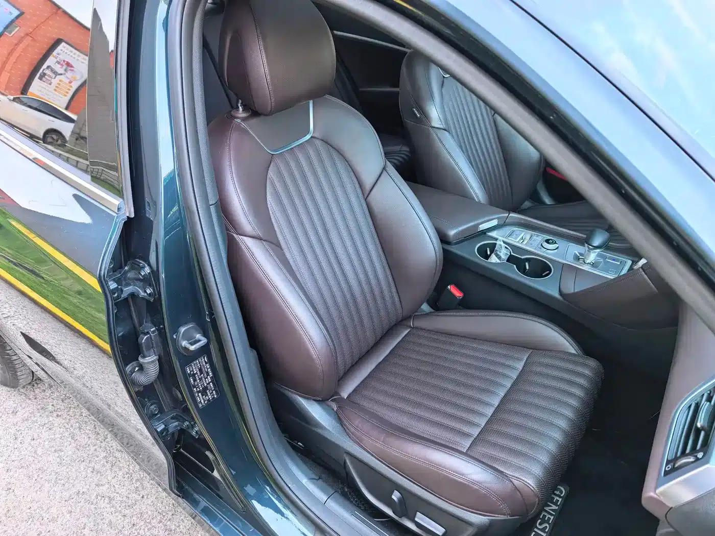 Genesis G70 2021 2.0T Rear-Wheel Drive Luxury Edition — миниатюра 16