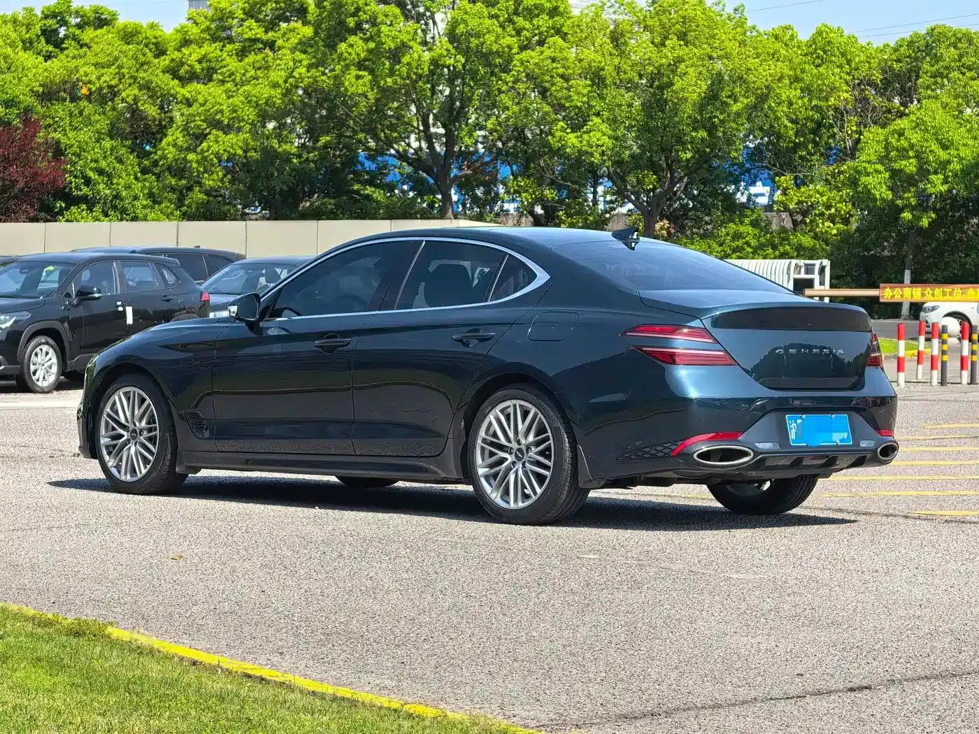 Genesis G70 2021 2.0T Rear-Wheel Drive Luxury Edition — миниатюра 6