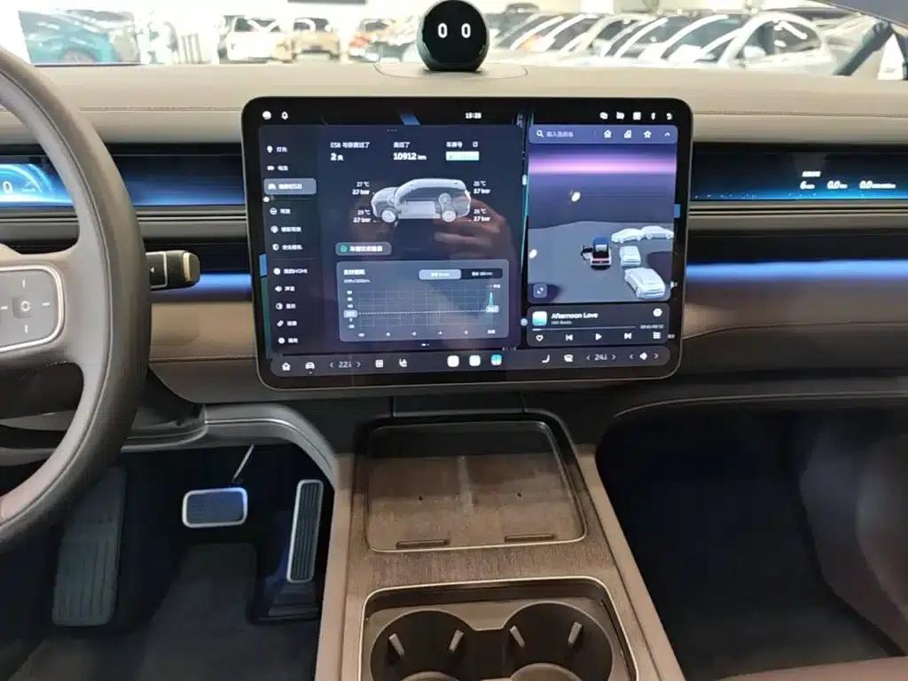NIO ES8 2026 Model Six-Seat Executive Signature Edition — миниатюра 13