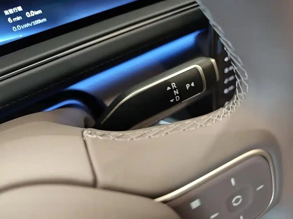 NIO ES8 2026 Model Six-Seat Executive Signature Edition — миниатюра 14