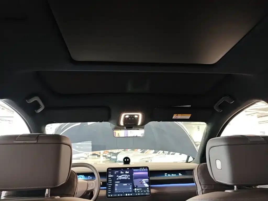NIO ES8 2026 Model Six-Seat Executive Signature Edition — миниатюра 18