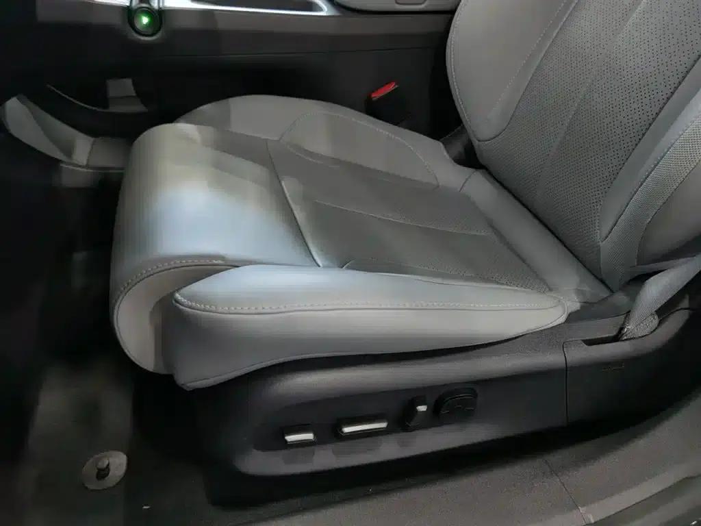 NIO ET5T 2024 Model 75kWh Touring — миниатюра 20