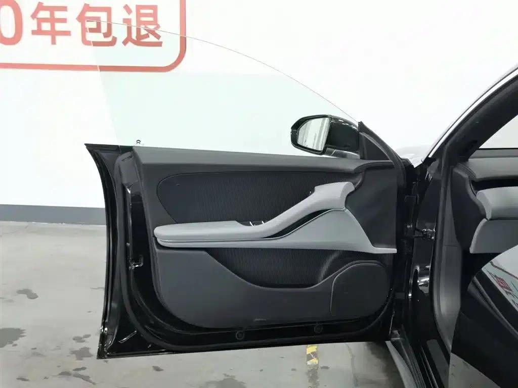 NIO ET5T 2024 Model 75kWh Touring — миниатюра 8