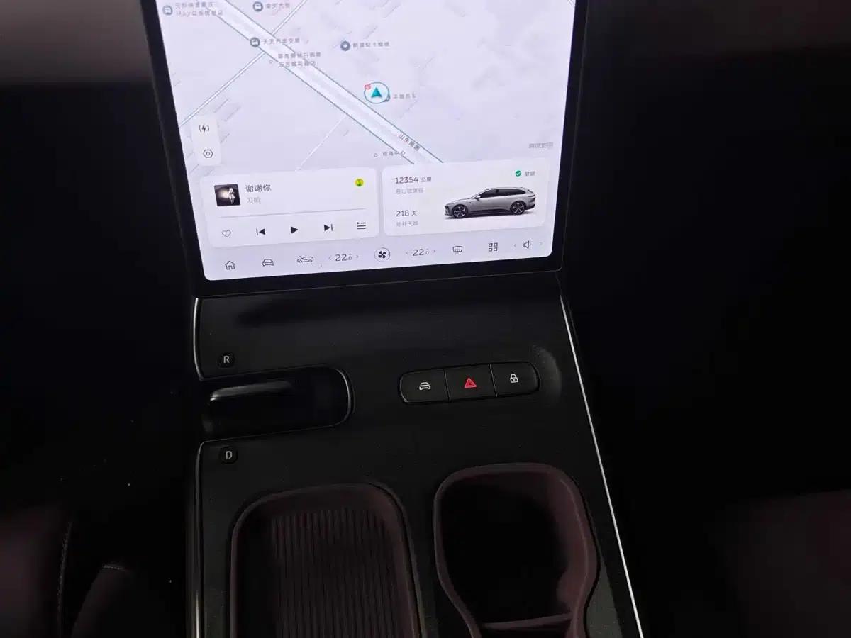 NIO ET5T 2024 Model 75kWh Touring — миниатюра 9