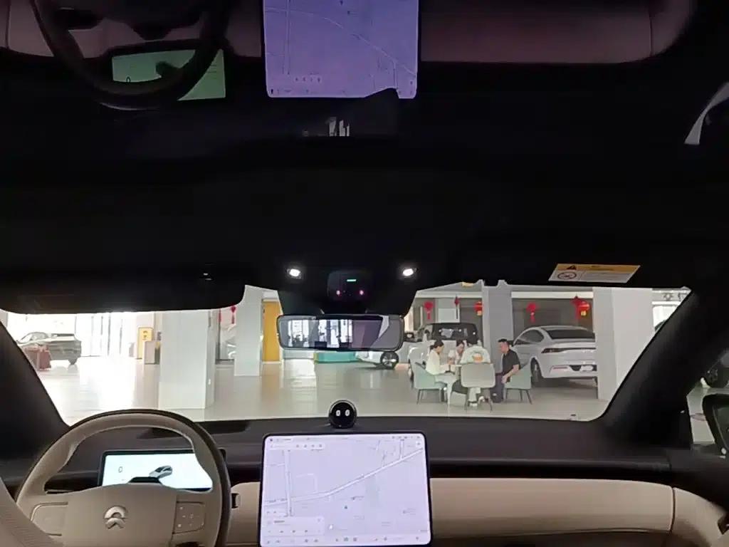 NIO ET5T 2025 75kWh Touring — миниатюра 18