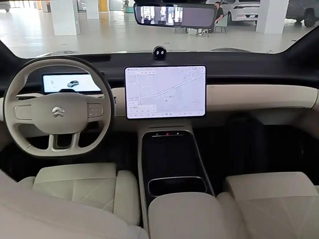 NIO ET5T 2025 75kWh Touring — миниатюра 10