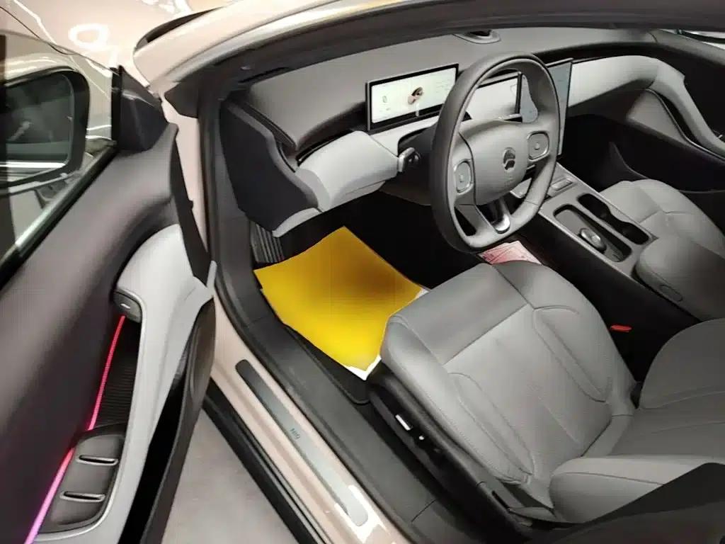 NIO ET5T 2023 75kWh Touring — миниатюра 16