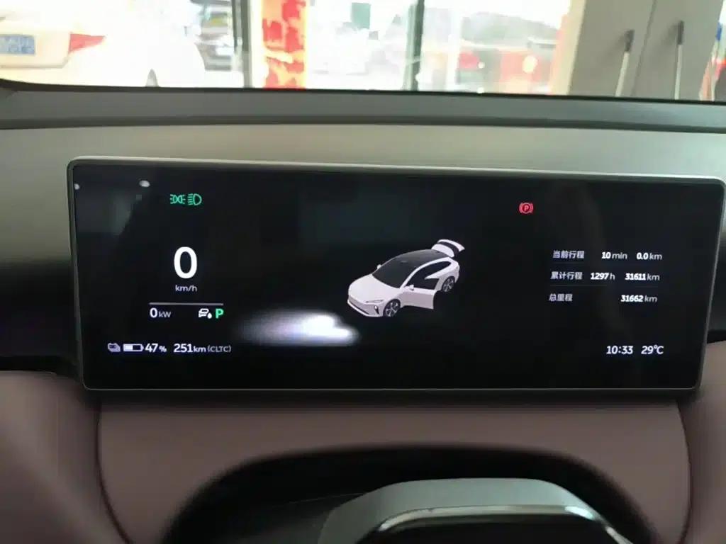 NIO ET5T 2023 75kWh Touring — миниатюра 12