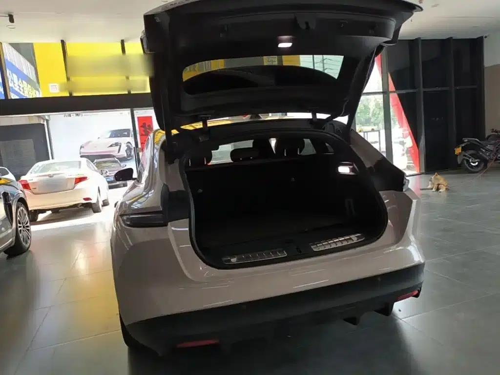 NIO ET5T 2023 75kWh Touring — миниатюра 19