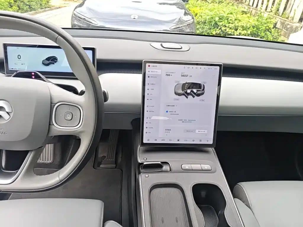 NIO ET5T 2024 Model 75kWh Touring — миниатюра 13