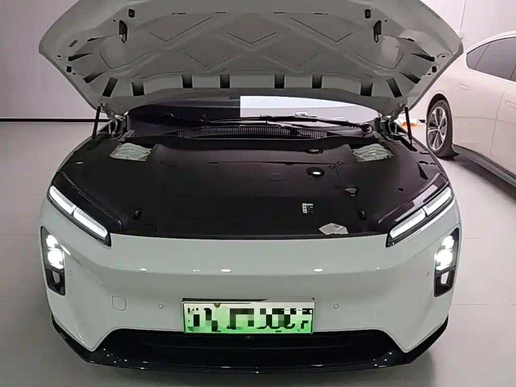 NIO ET5T 2025 75kWh Touring — миниатюра 20