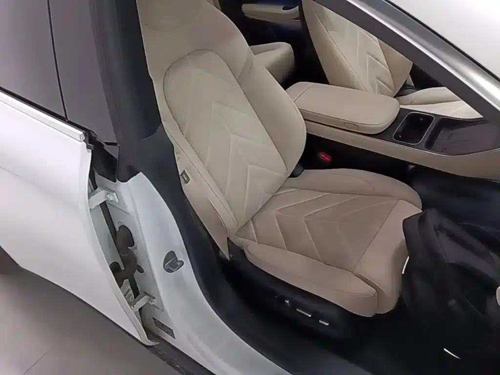 NIO ET5T 2025 75kWh Touring — миниатюра 25