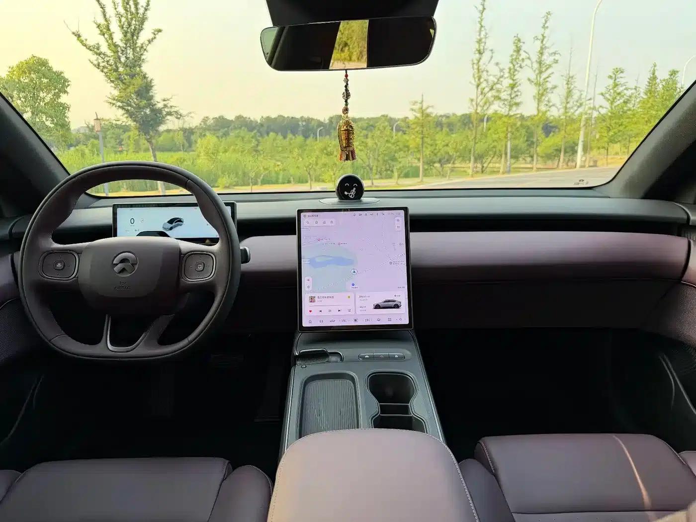 NIO ET5 2024 model 75kWh — миниатюра 8