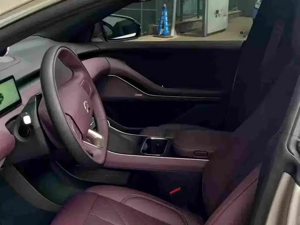 NIO ET5 2025 model 75kWh — миниатюра 4