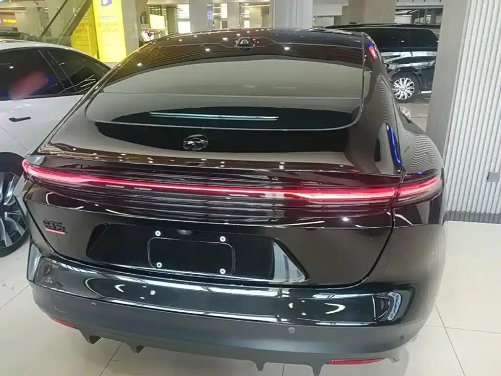 NIO ET5 2022 model 75kWh — миниатюра 6