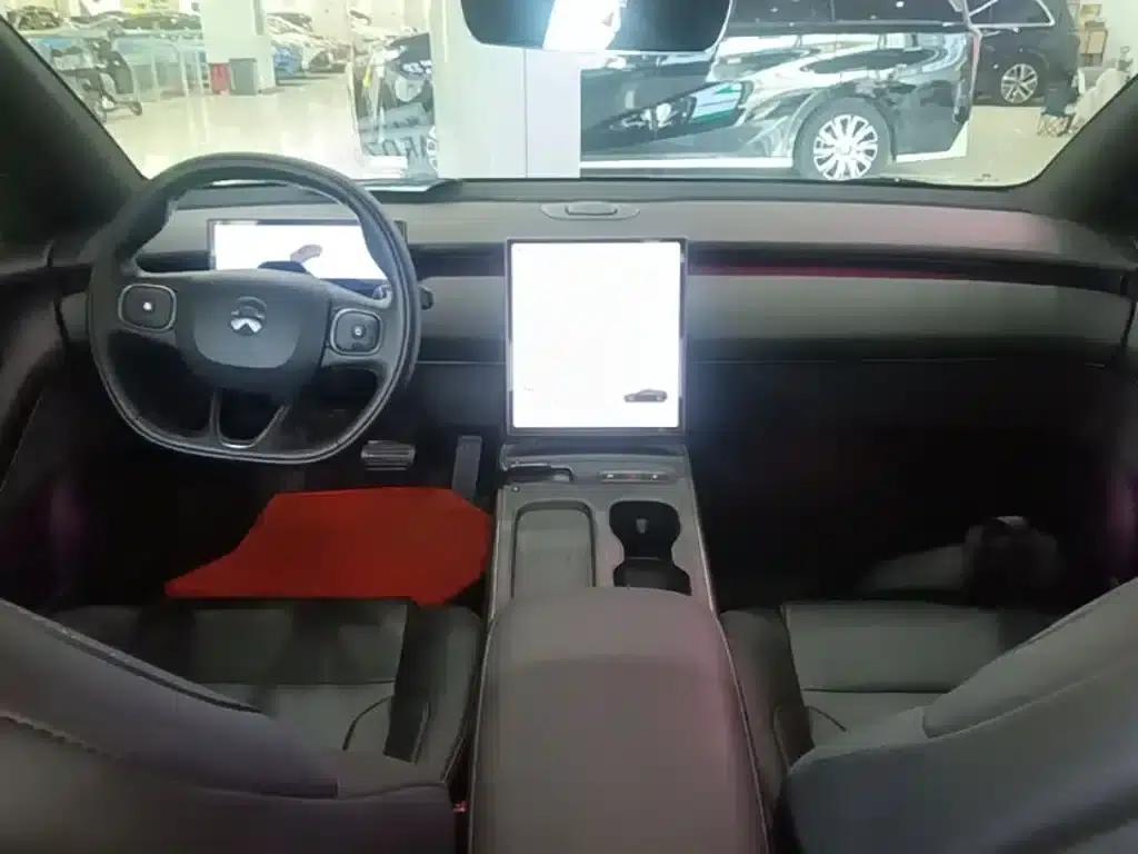 NIO ET5 2022 model 75kWh — миниатюра 10