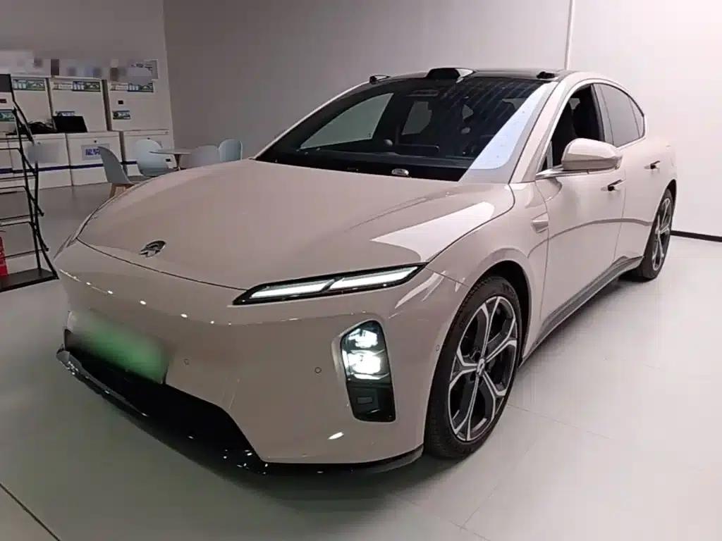 NIO ET5 2025 model 75kWh — миниатюра 1