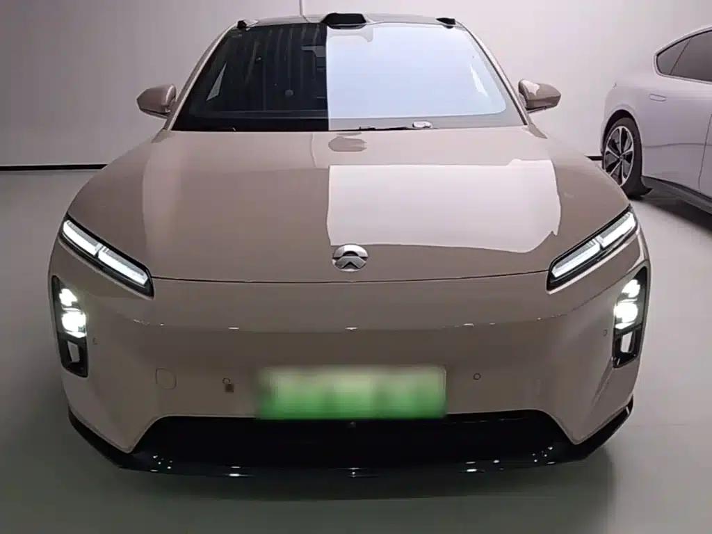 NIO ET5 2025 model 75kWh — миниатюра 3