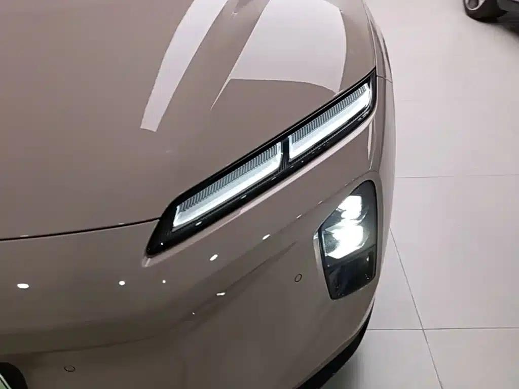 NIO ET5 2025 model 75kWh — миниатюра 24