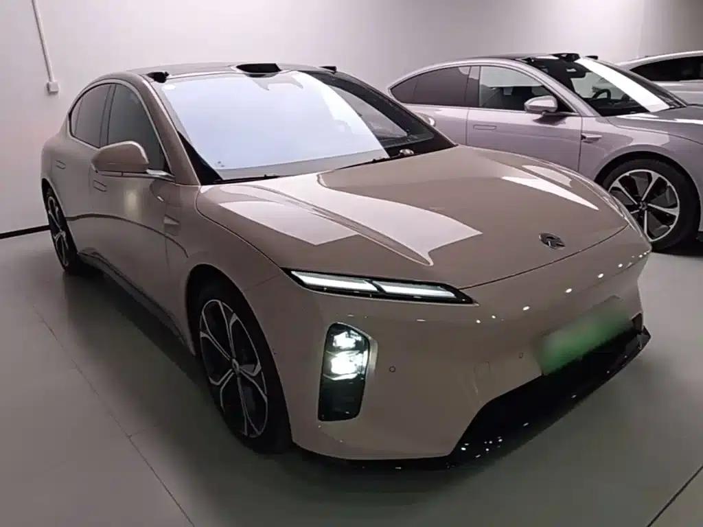 NIO ET5 2025 model 75kWh — миниатюра 4
