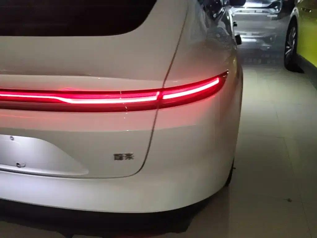 NIO ET5 2024 model 75kWh — миниатюра 8