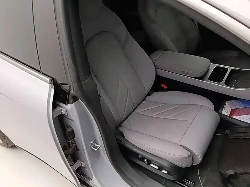 NIO ET5 2025 model 75kWh — миниатюра 25