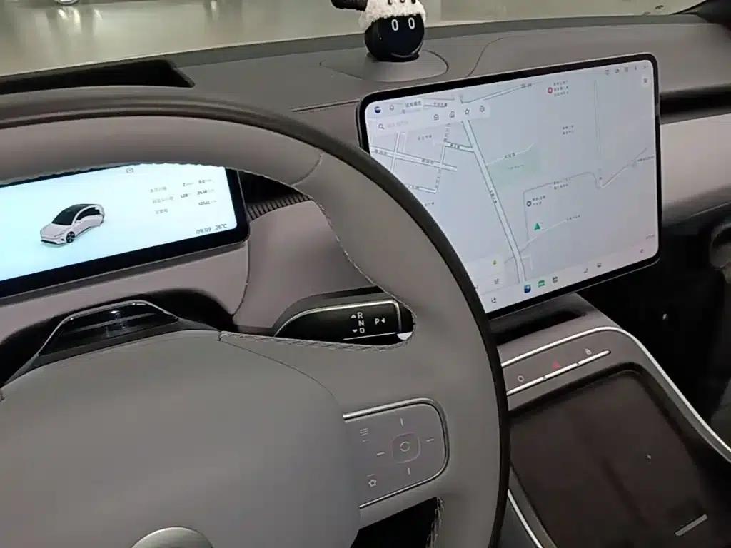 NIO ET5 2025 model 75kWh — миниатюра 14