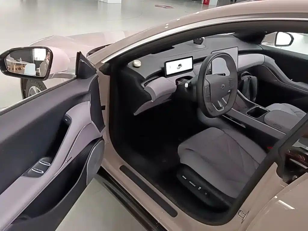 NIO ET5 2025 model 75kWh — миниатюра 16