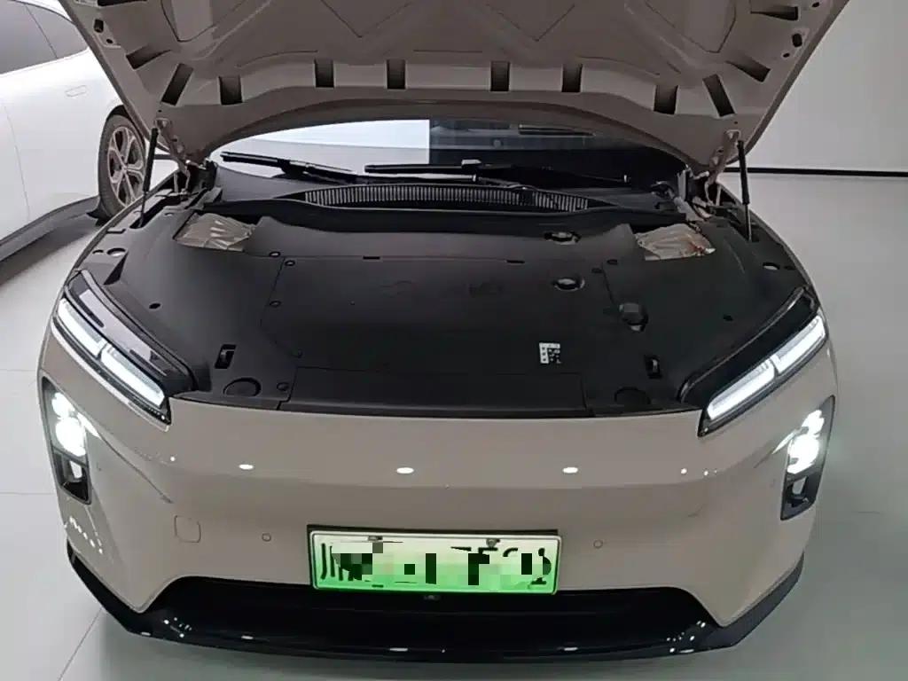 NIO ET5 2025 model 75kWh — миниатюра 20