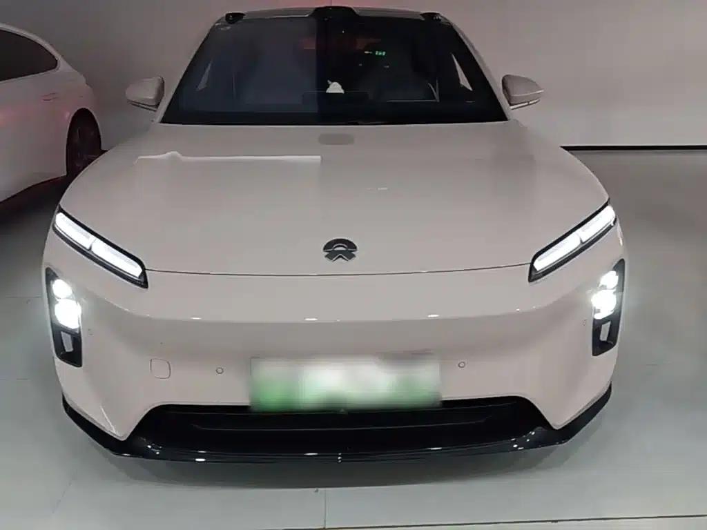 NIO ET5 2025 model 75kWh — миниатюра 3