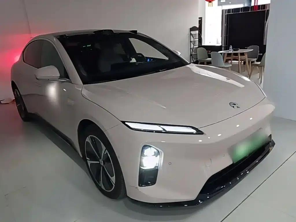 NIO ET5 2025 model 75kWh — миниатюра 4