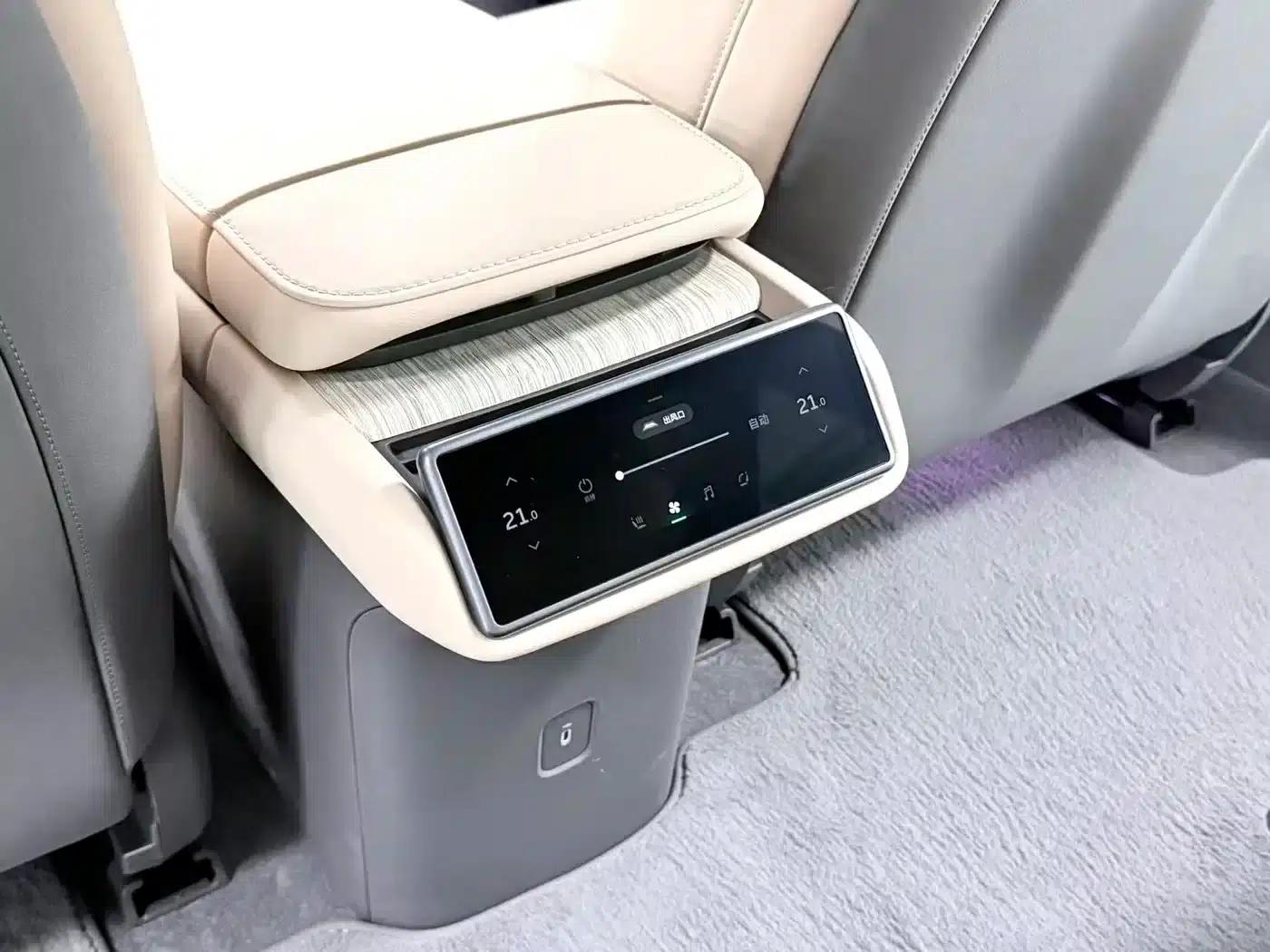 NIO ET7 2024 75kWh Executive Edition — миниатюра 15
