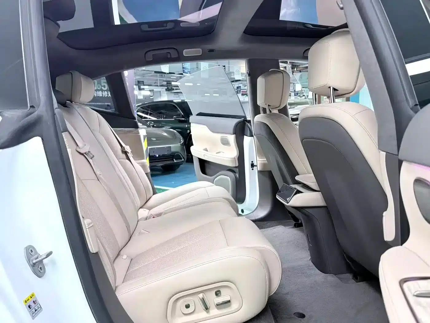 NIO ET7 2024 75kWh Executive Edition — миниатюра 7