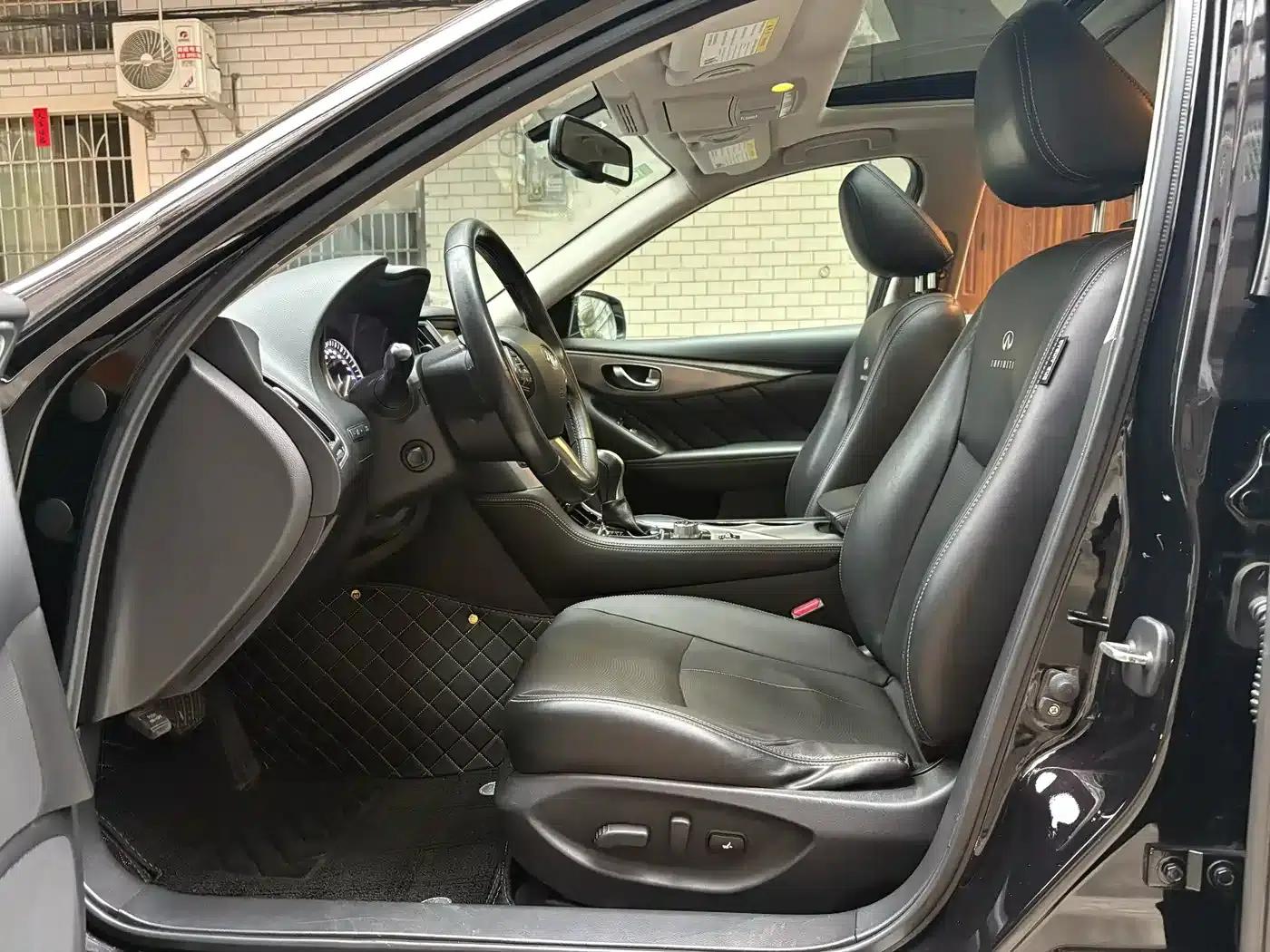 Infiniti Q50 2014 2.0T Luxury Edition — миниатюра 9