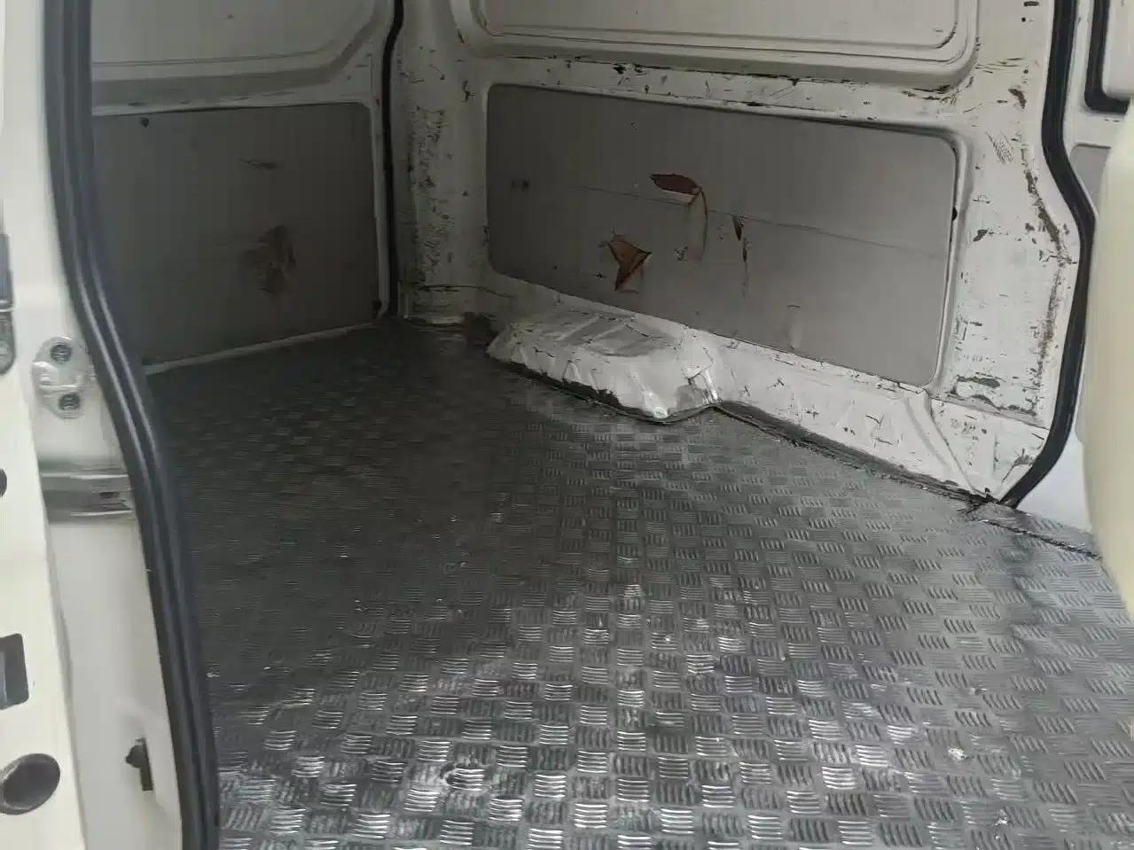 Remote E5 2019 E5L Pure Electric Van - Guoxuan 39.9kWh — миниатюра 9