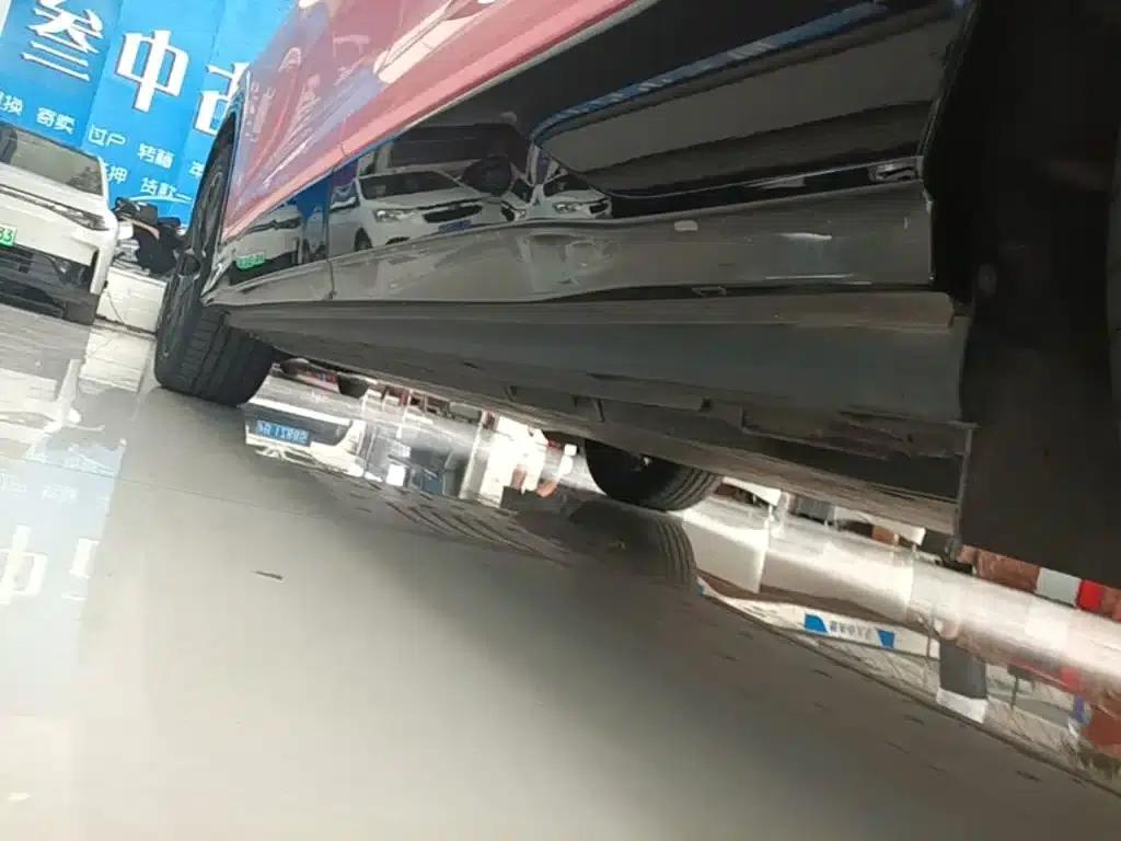 Audi Q5 e-tron 2023 Model 40 e-tron Star Edition Mech Suit — миниатюра 22