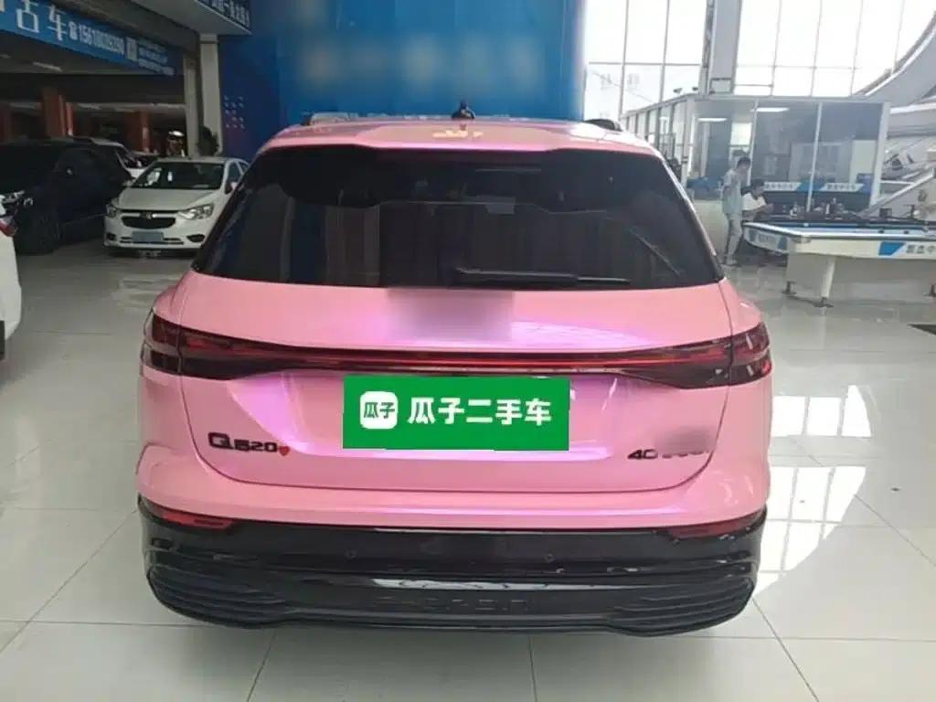 Audi Q5 e-tron 2023 Model 40 e-tron Star Edition Mech Suit — миниатюра 6