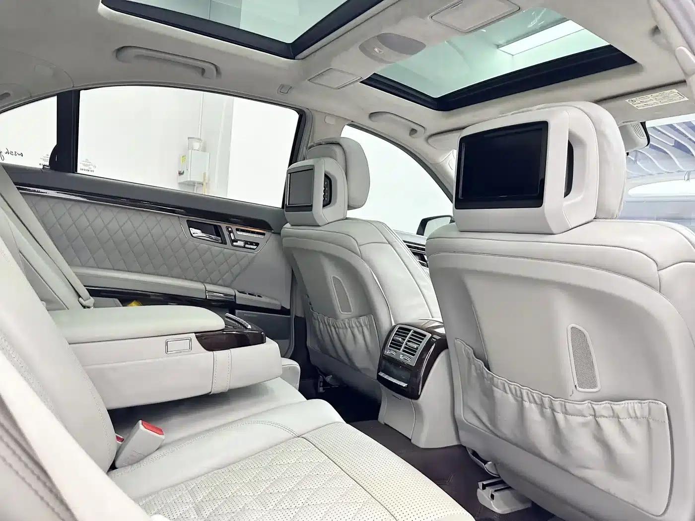 2010 Mercedes-Benz S-Class AMG S 65 — миниатюра 14