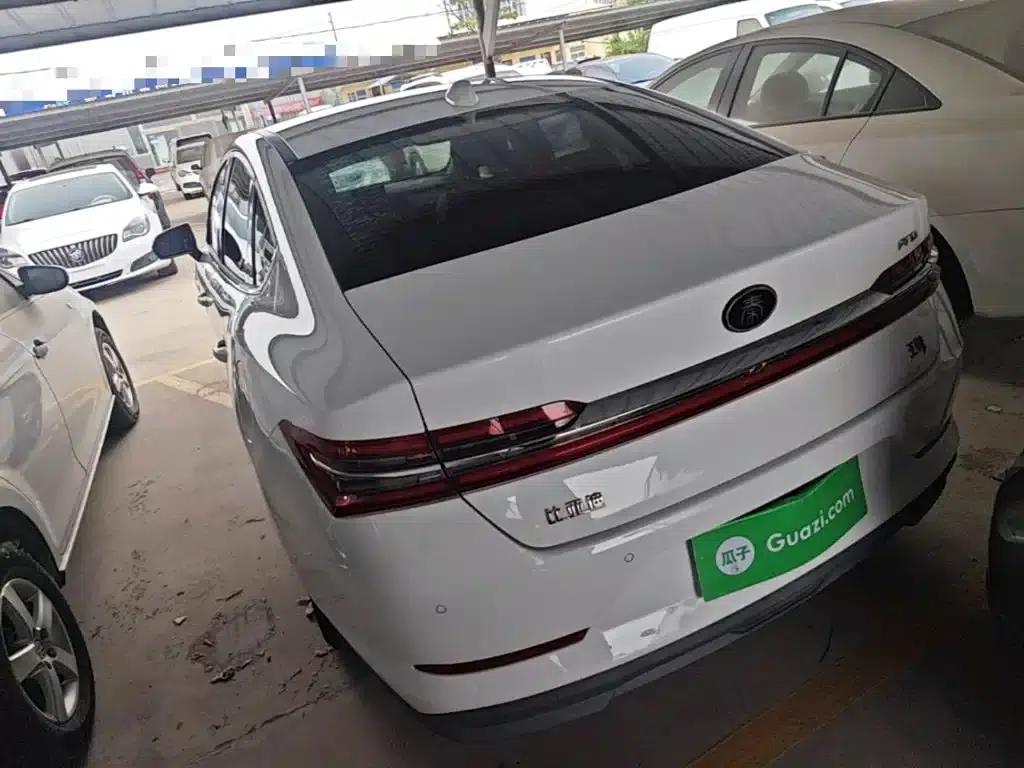 Qin Pro 2018 1.5L Manual Intelligent Connected Dynamic Edition — миниатюра 5