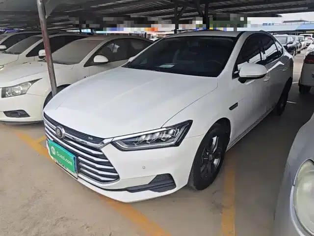 Qin Pro 2018 1.5L Manual Intelligent Connected Dynamic Edition