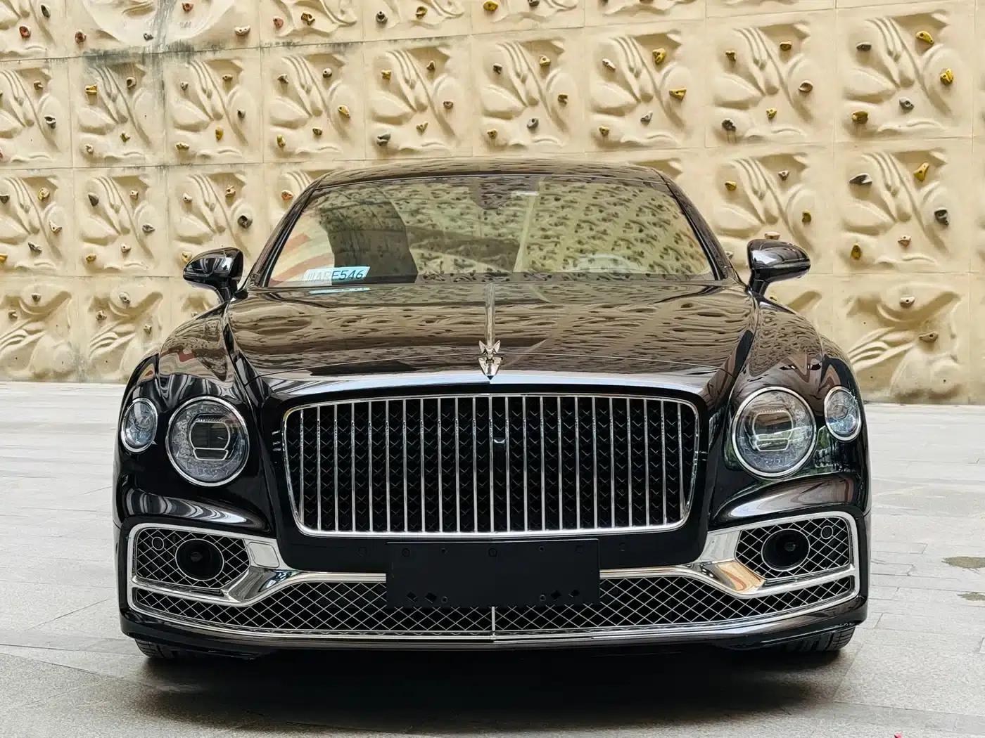 2022 Flying Spur Plug-in Hybrid 2.9T V6 — миниатюра 2