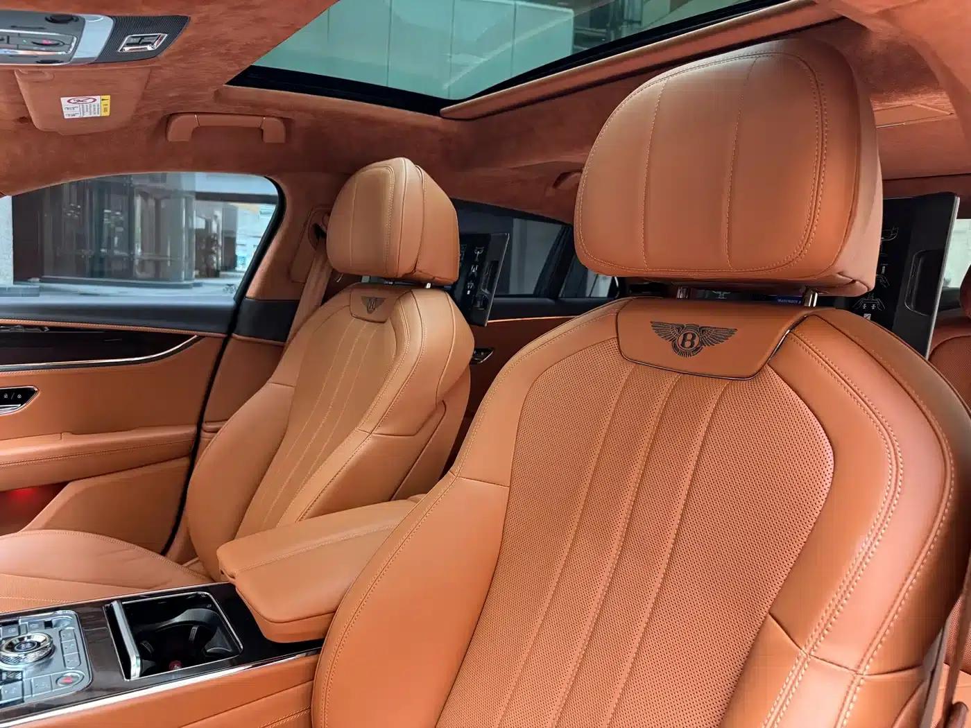 2022 Flying Spur Plug-in Hybrid 2.9T V6 — миниатюра 15