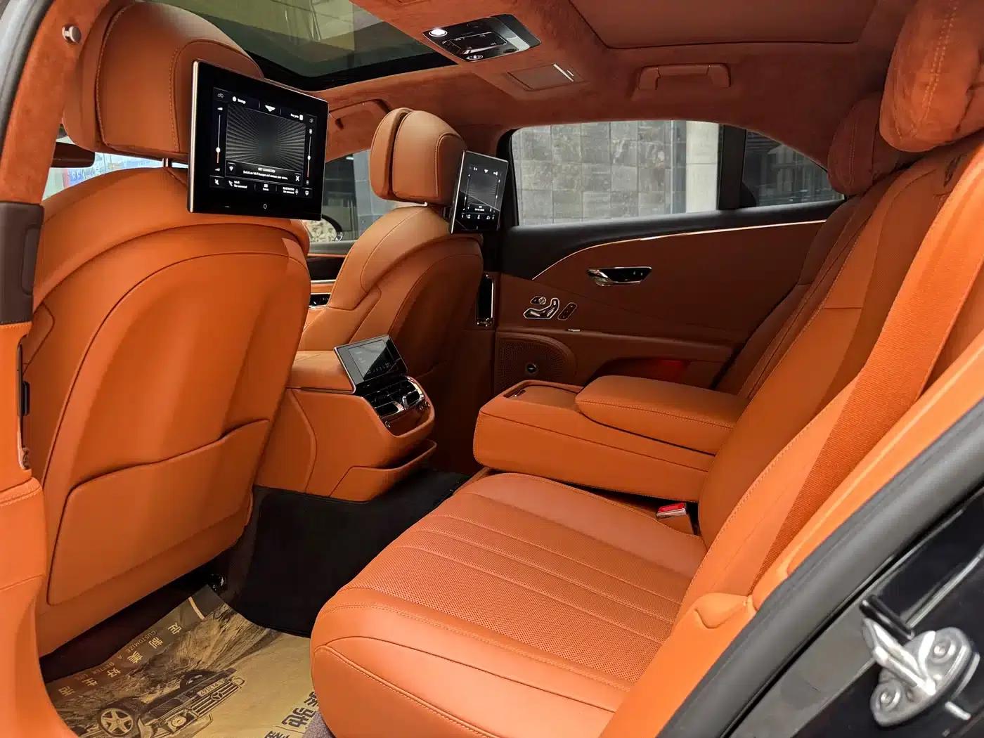 2022 Flying Spur Plug-in Hybrid 2.9T V6 — миниатюра 17