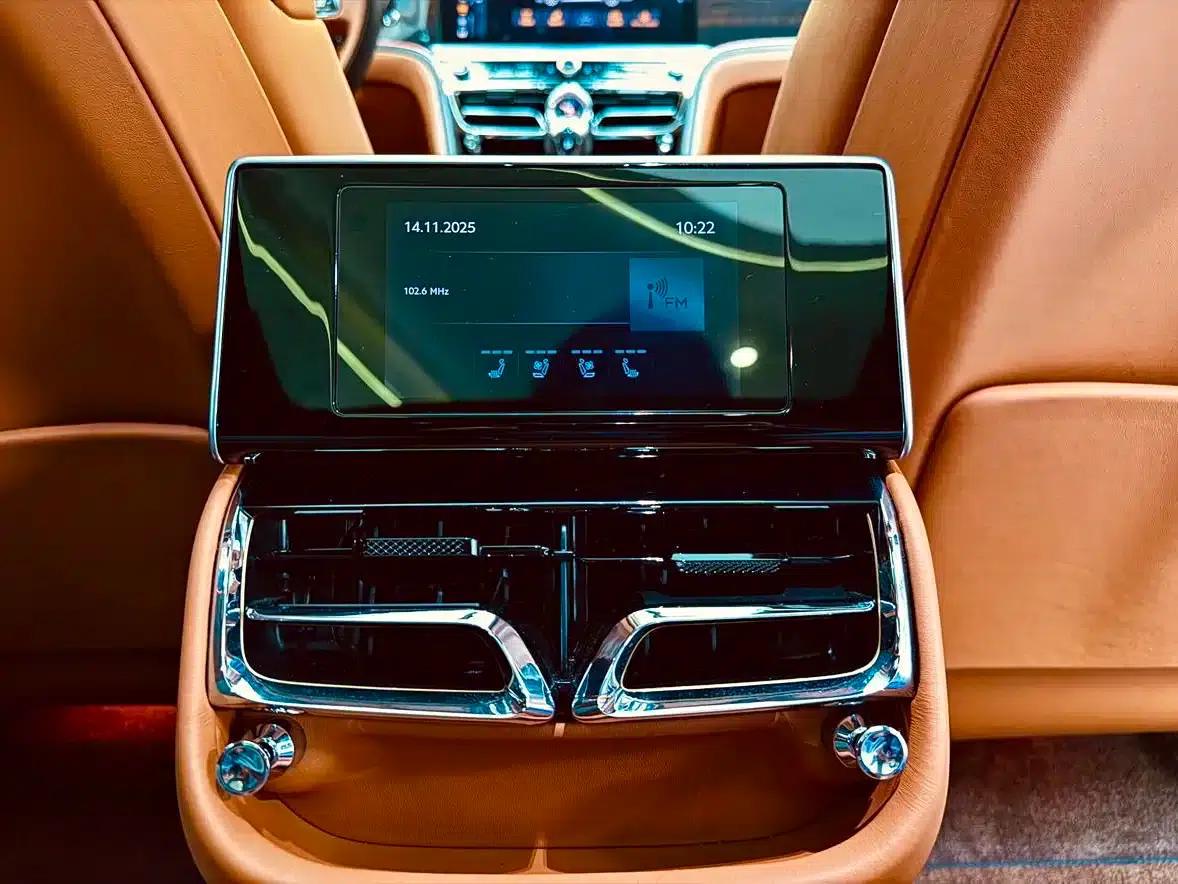 2022 Flying Spur Plug-in Hybrid 2.9T V6 — миниатюра 20