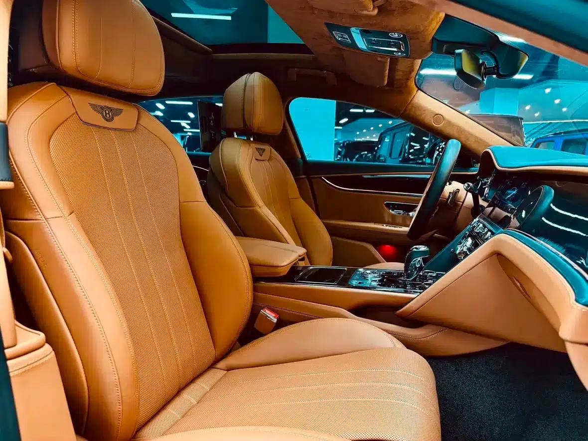 2022 Flying Spur Plug-in Hybrid 2.9T V6 — миниатюра 21